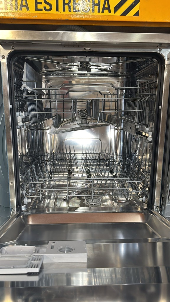 10045 LAVAVAJILLAS 60 CM SMEG LSE 5504 XA INOXIDABLE