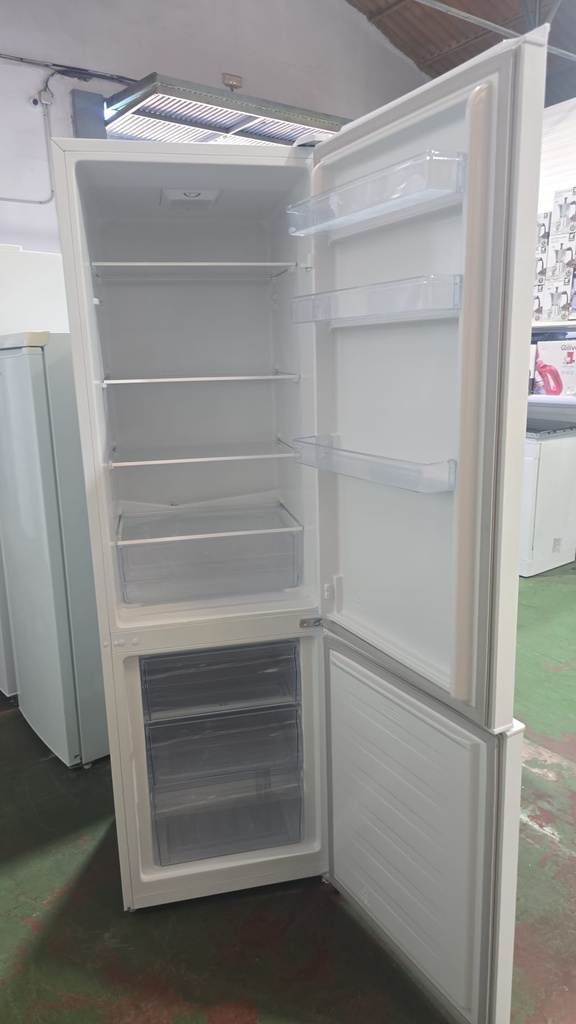 FRIGORIFICO COMBI 180X55 HISENSE MOD. 