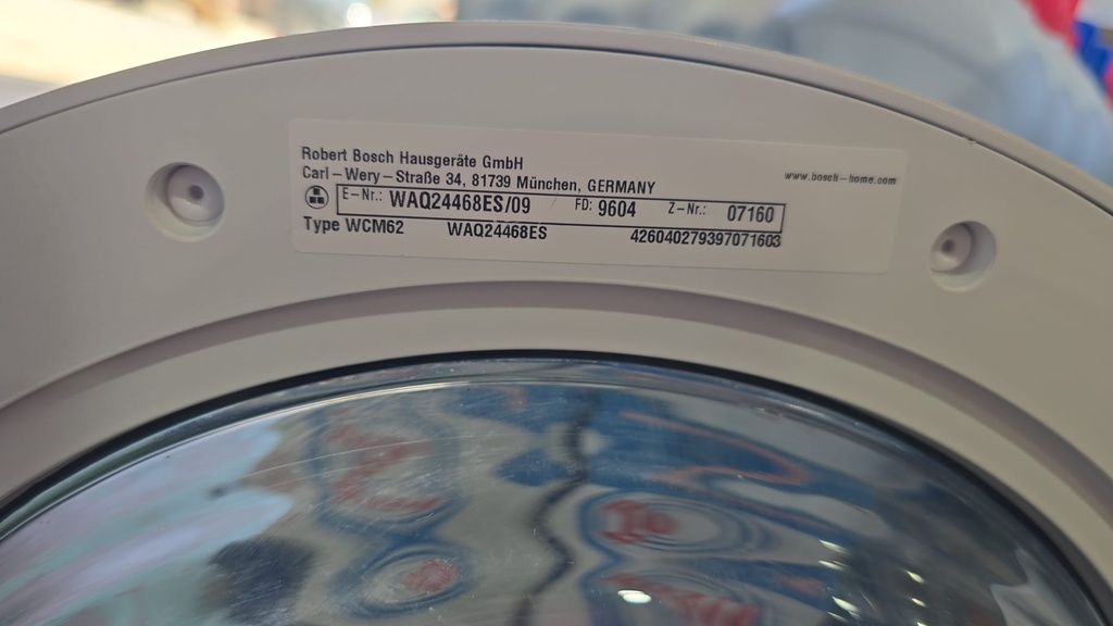 LAVADORA 8 KG BOSCH MODELO WAQ24468ES BLANCA